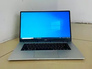 Laptop Huawei 4GB Intel SSD 500GB