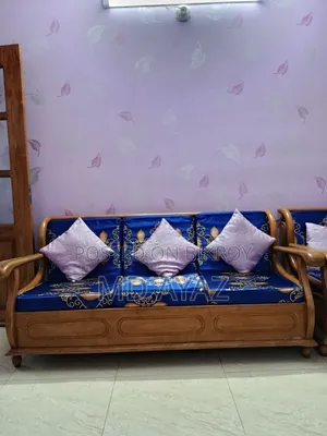 Segun wood sofa is in very good condition
