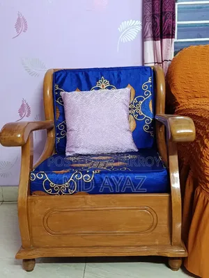 Segun wood sofa is in very good condition