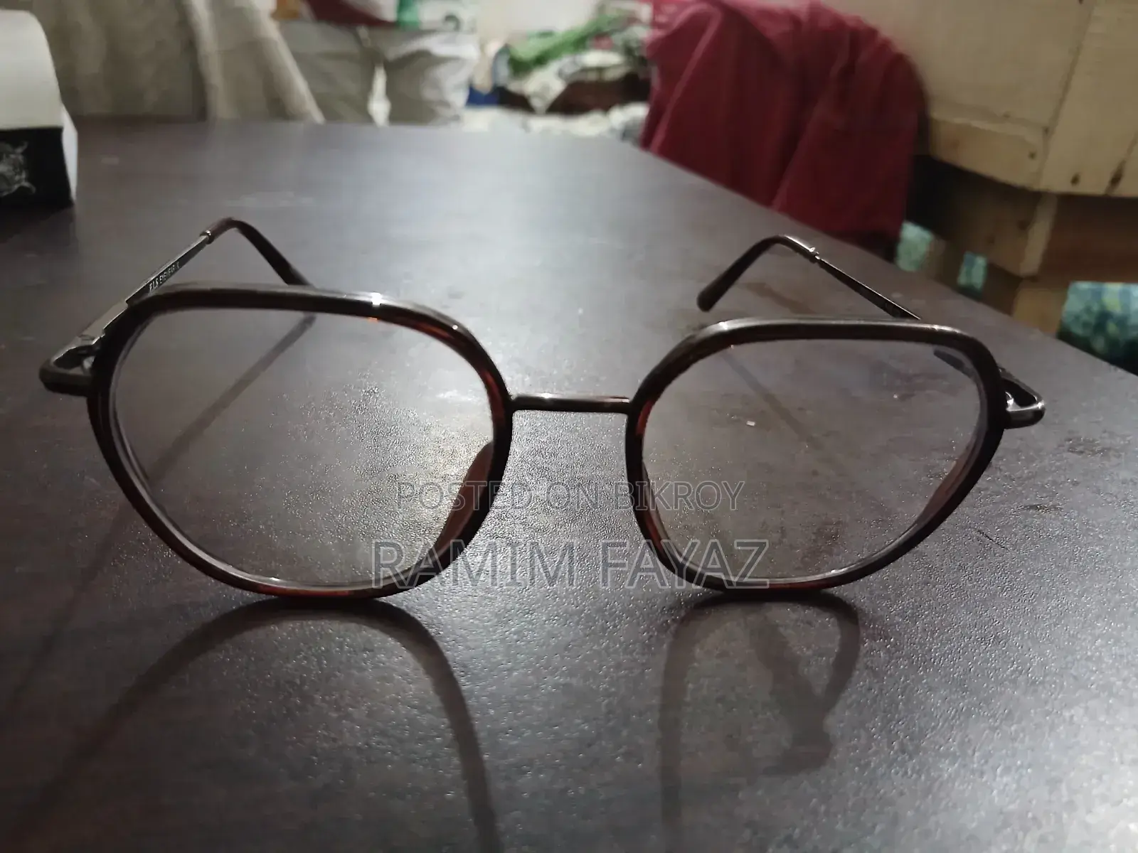 Eye Glass F.I.S