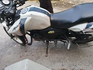 TVS Apache RTR 160 2V 2014 White