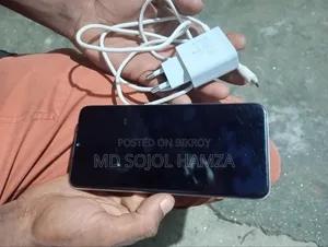 অপ্পো এ৭২ ৫জি ১২৮ জিবি হোয়াইট