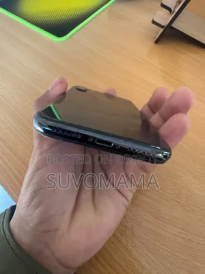 অ্যাপল আইফোন এক্স ২৫৬ জিবি ব্ল্যাক