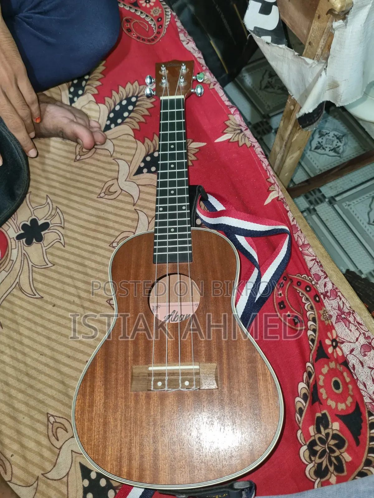 Aban Ukulele