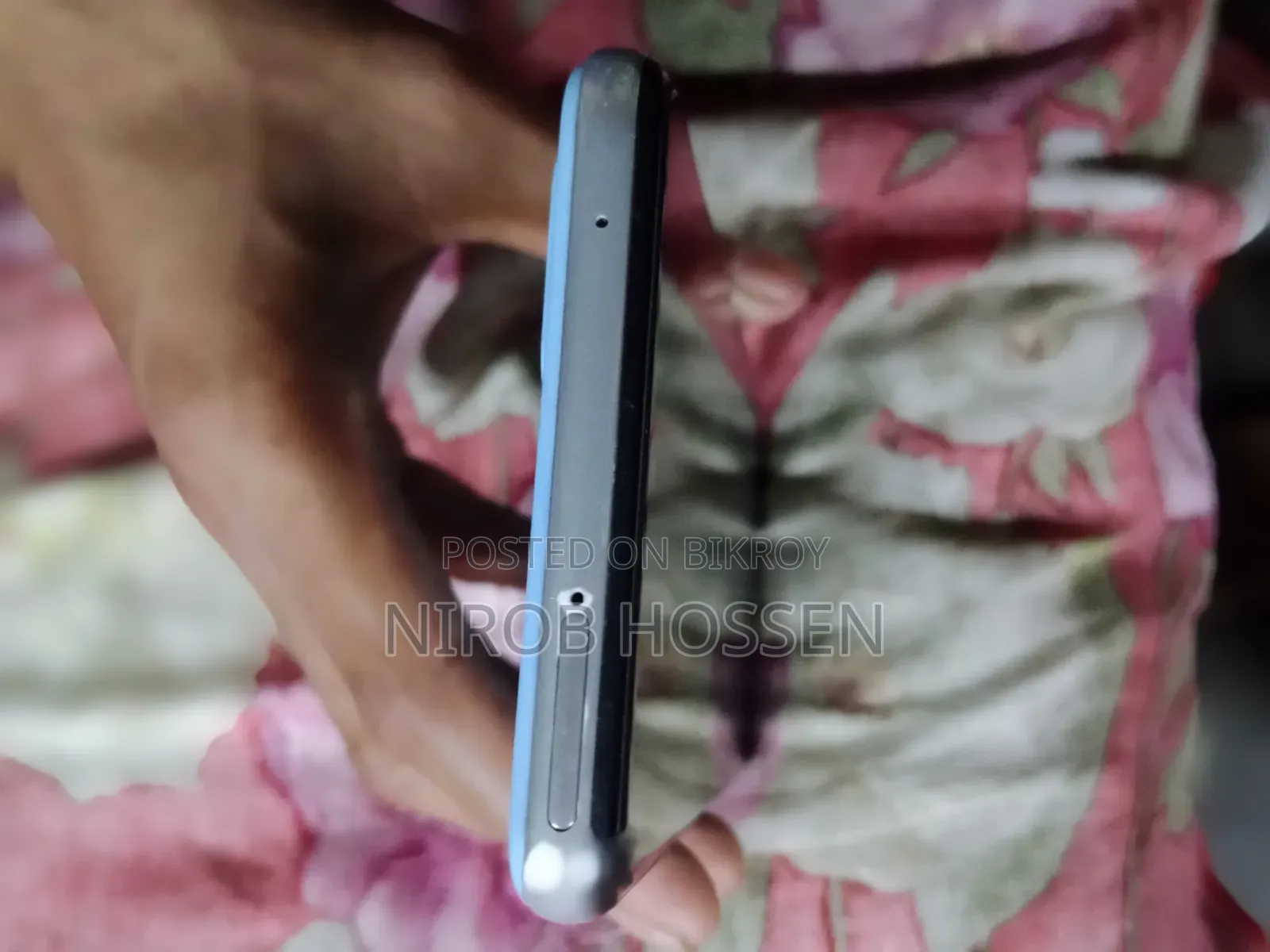 স্যামসাং গ্যালাক্সি এ৫২ ১২৮ জিবি নীল