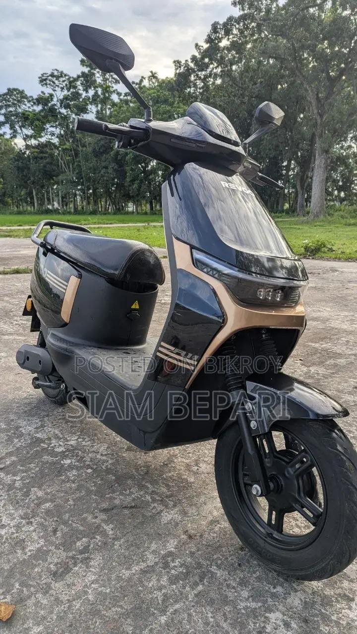 নতুন রিভু এ১১ ২০২৬ কালো