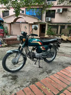 হোন্ডা ১৯৯৬ সবুজ
