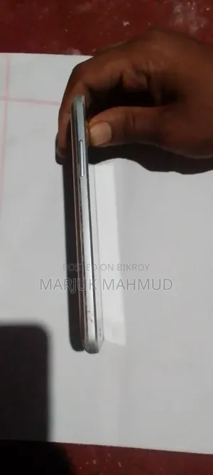 Samsung Galaxy J2 Prime 8 GB Rose Gold