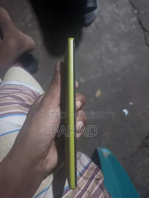 মোটোলোরা মোটো জি৮৫ ১২৮ জিবি অরেঞ্জ