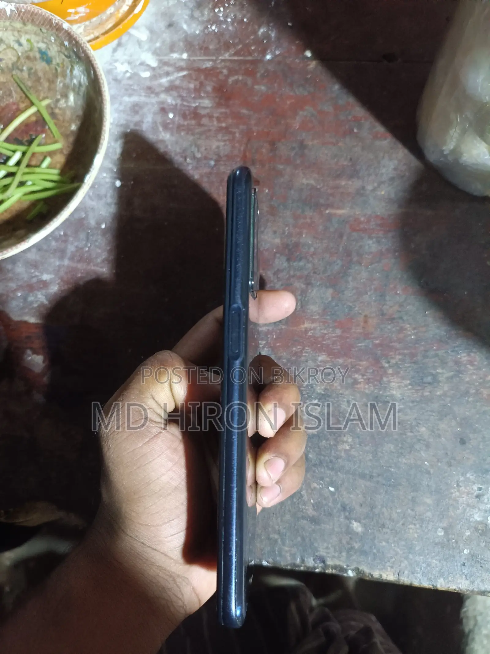 ওপ্পো এ৫৬ ৫জি ২৫৬ জিবি কালো