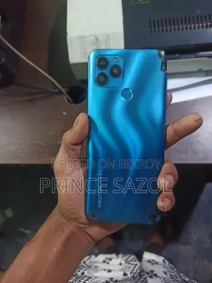 Walton 4 GB Blue