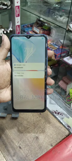 Vivo Y21 64 GB Blue
