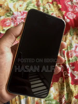 অ্যাপল আইফোন এক্সআর ১২৮ জিবি ইয়েলো