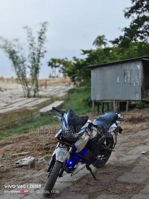 TVS Apache RTR 160 2V 2020 White