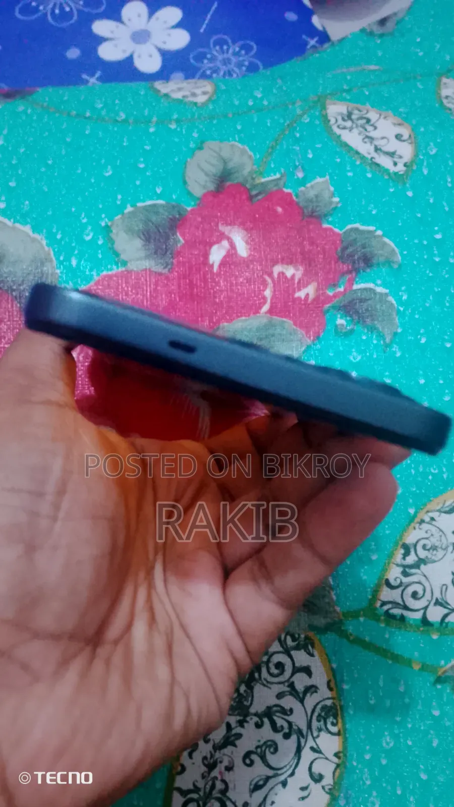 টেকনো স্পার্ক ৪০ ১২৮ জিবি কালো