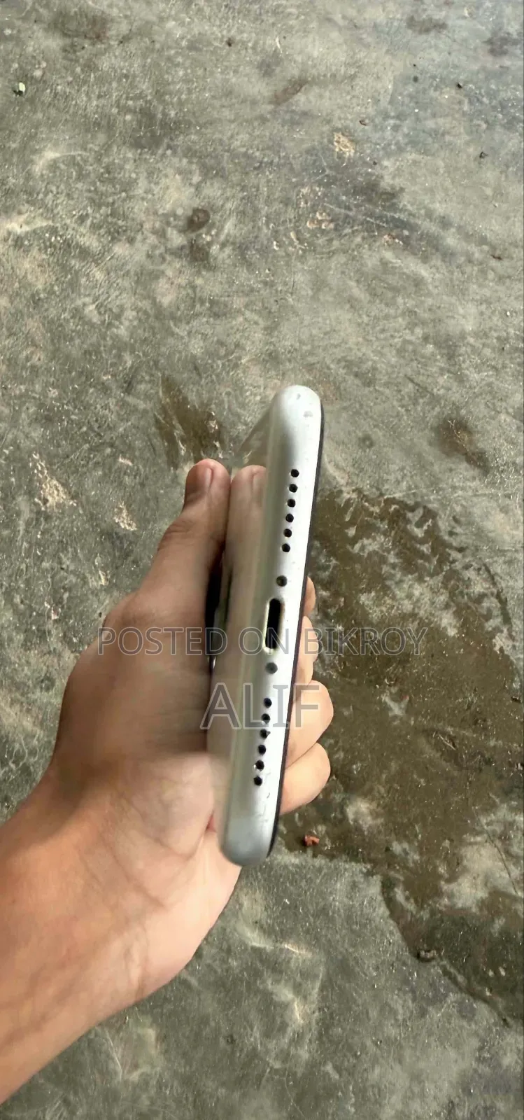 অ্যাপল আইফোন ১১ ১২৮ জিবি সাদা