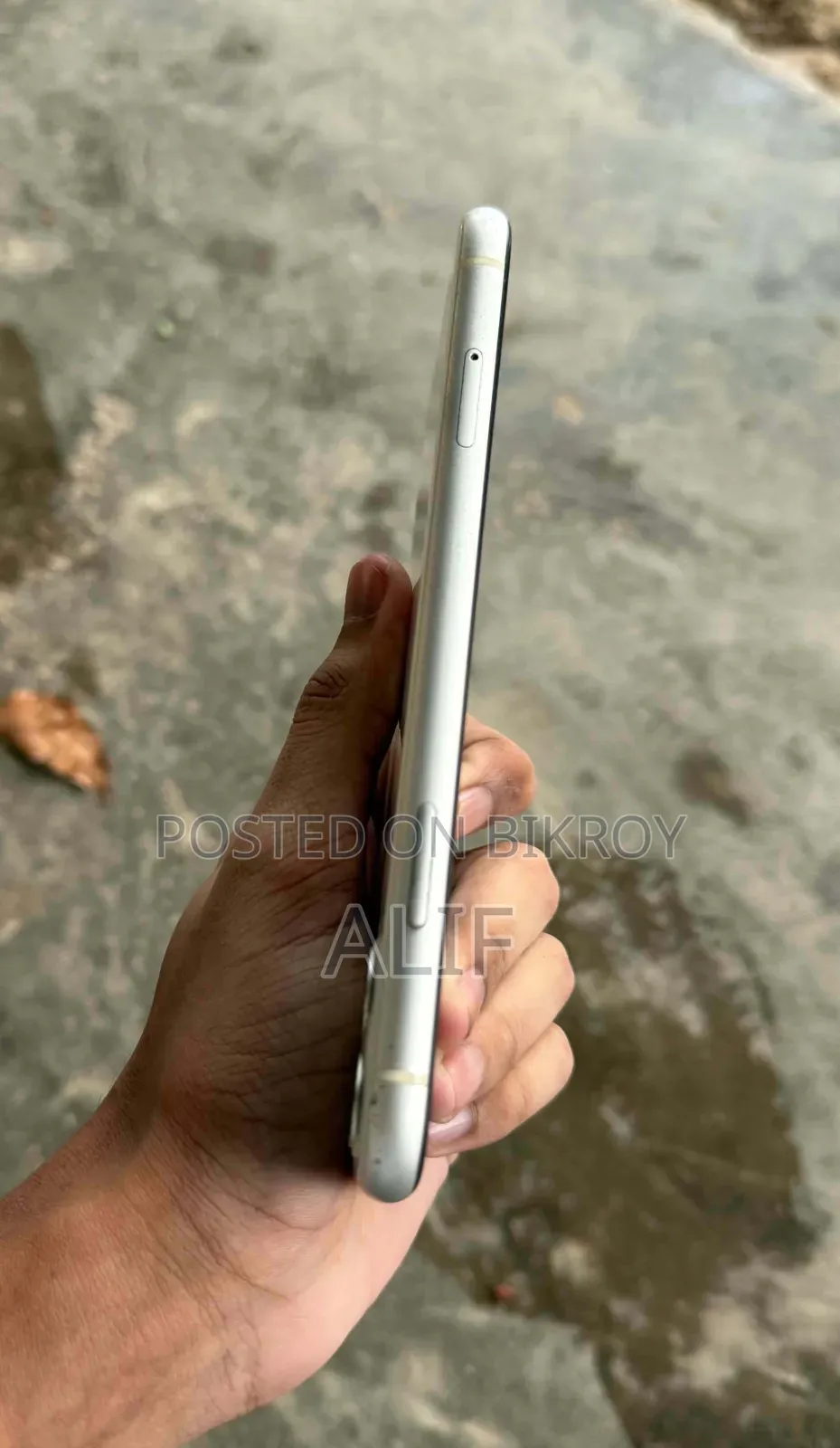 অ্যাপল আইফোন ১১ ১২৮ জিবি সাদা