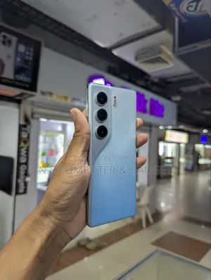 Tecno Camon 40 Pro 4G 256 GB Yellow