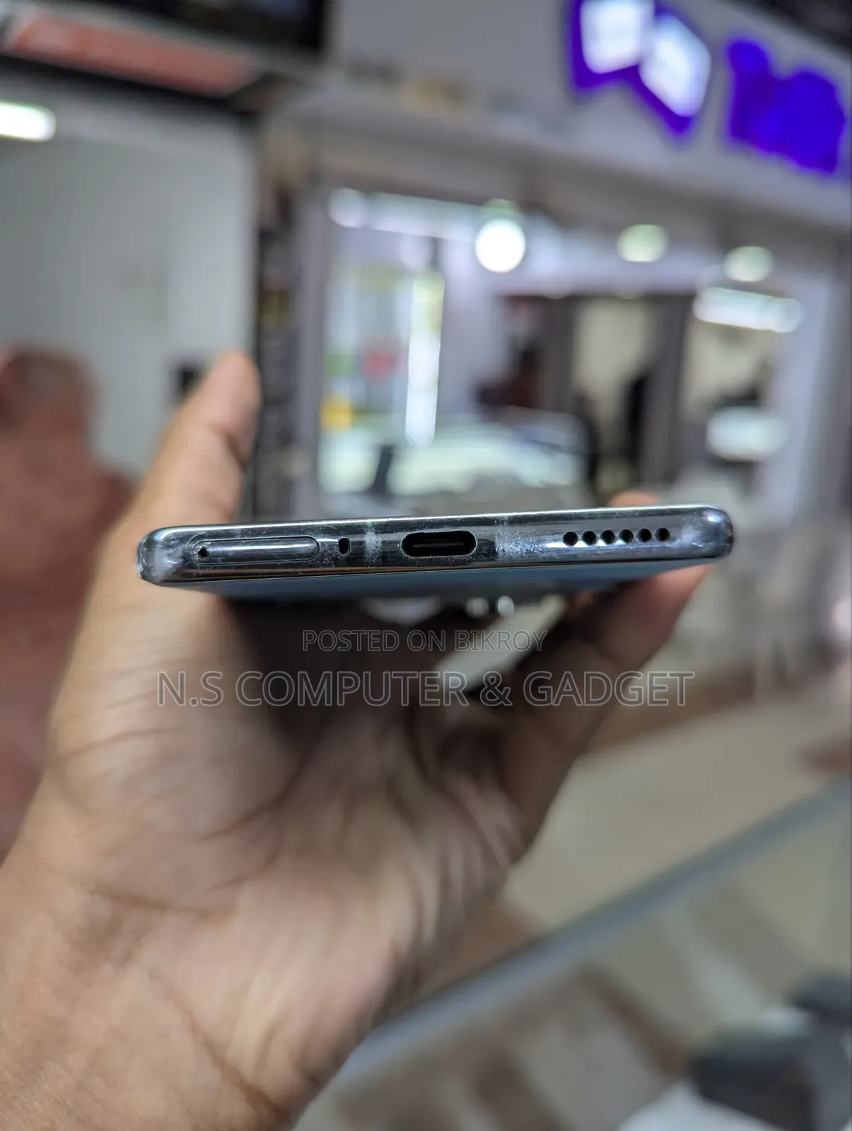 Tecno Camon 40 Pro 4G 256 GB Yellow