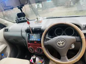 Toyota Avanza 2010