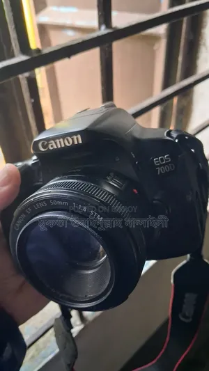 ক্যানন ৭০০ডি
