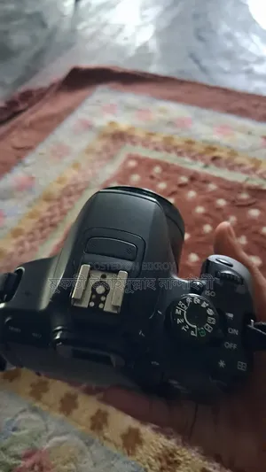 ক্যানন ৭০০ডি