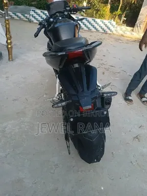 Hero Karizma XMR 210 2023 Black