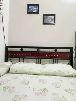 আয়রন খাট সাথে জাজিম