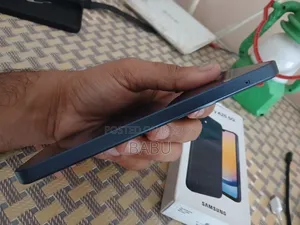 স্যামসাং গ্যালাক্সি এ২৫ ১২৮ জিবি নীল