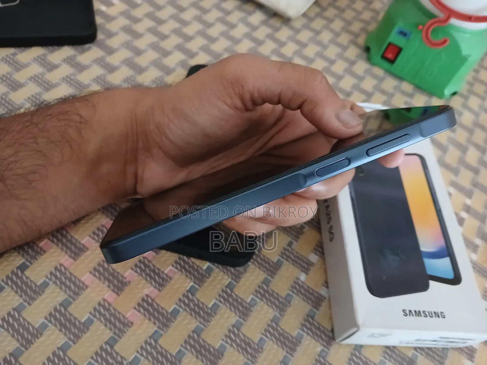স্যামসাং গ্যালাক্সি এ২৫ ১২৮ জিবি নীল