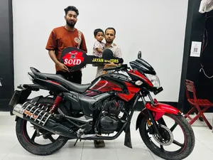 Hero Hunk 2021 Black