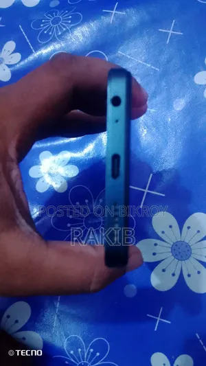 Tecno 4 GB Black