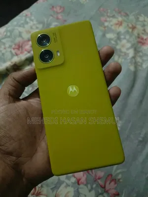 Motorola Moto G85 128 GB Yellow
