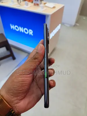 ইনফিনিক্স নোট এজ ২৫৬ জিবি ব্ল্যাক