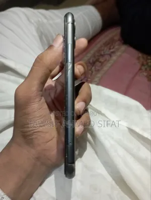 অ্যাপল আইফোন ১১ ১২৮ জিবি কালো