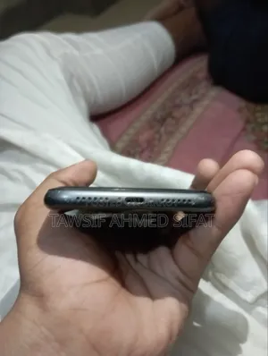 অ্যাপল আইফোন ১১ ১২৮ জিবি কালো