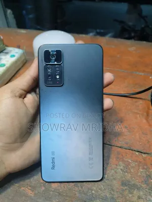রিয়েলমি ১১ প্রো ১২৮ জিবি কালো