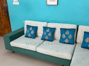 ডেভান সোফা মডার্ন