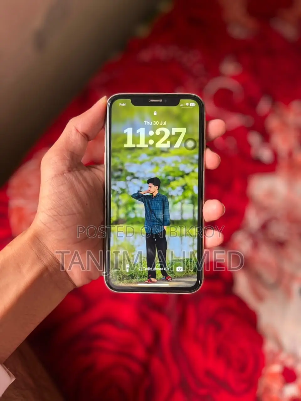 অ্যাপল আইফোন ১১ ৬৪ জিবি সাদা
