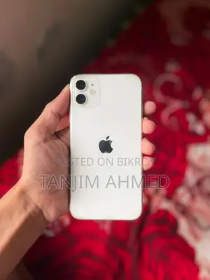 অ্যাপল আইফোন ১১ ৬৪ জিবি সাদা