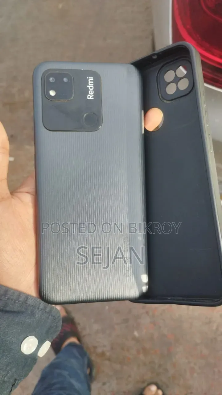 Realme C2 ৩২ জিবি কালো