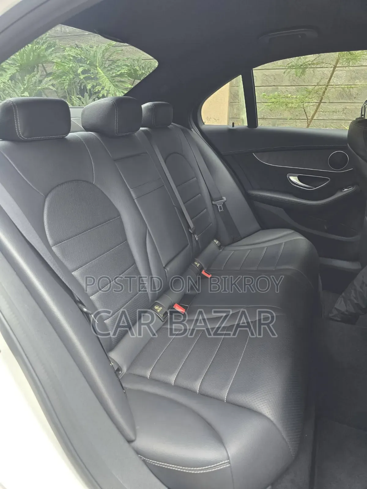 Mercedes-Benz C-Class C 180 7G-TRONIC PLUS (W205) 2017 White
