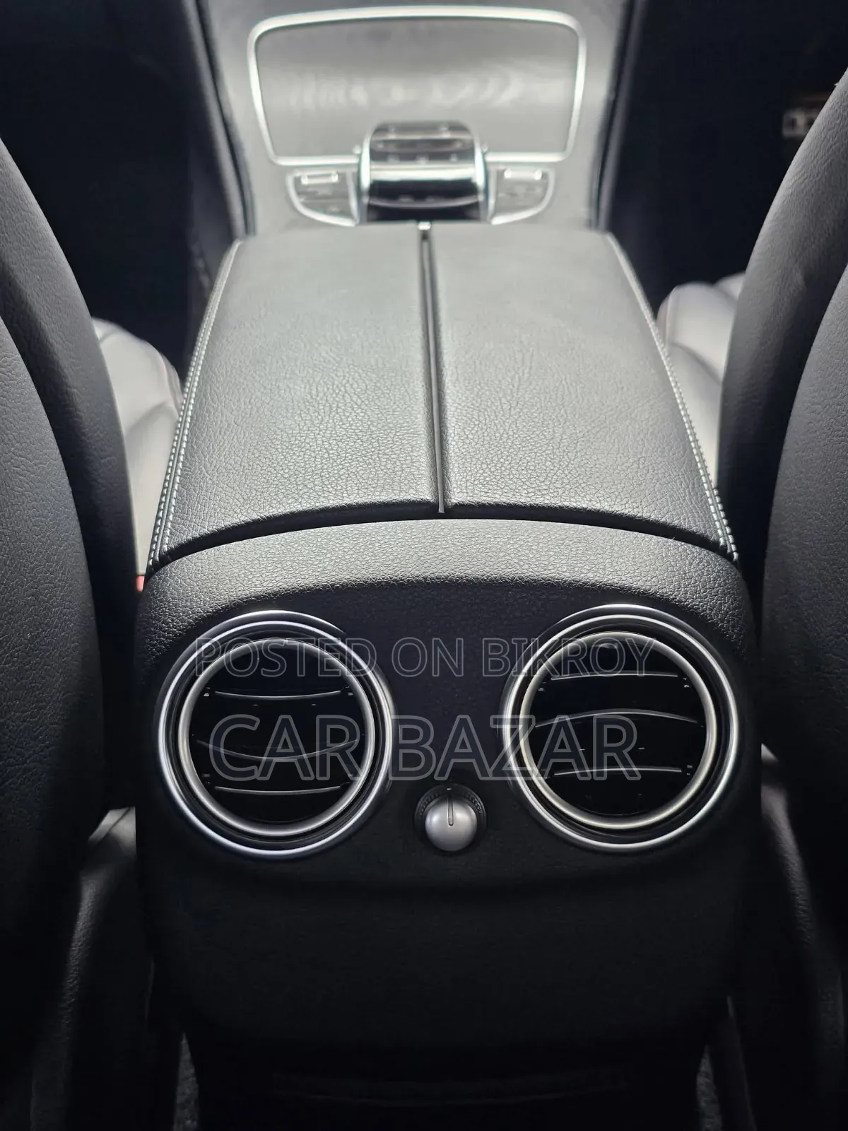 Mercedes-Benz C-Class C 180 7G-TRONIC PLUS (W205) 2017 White