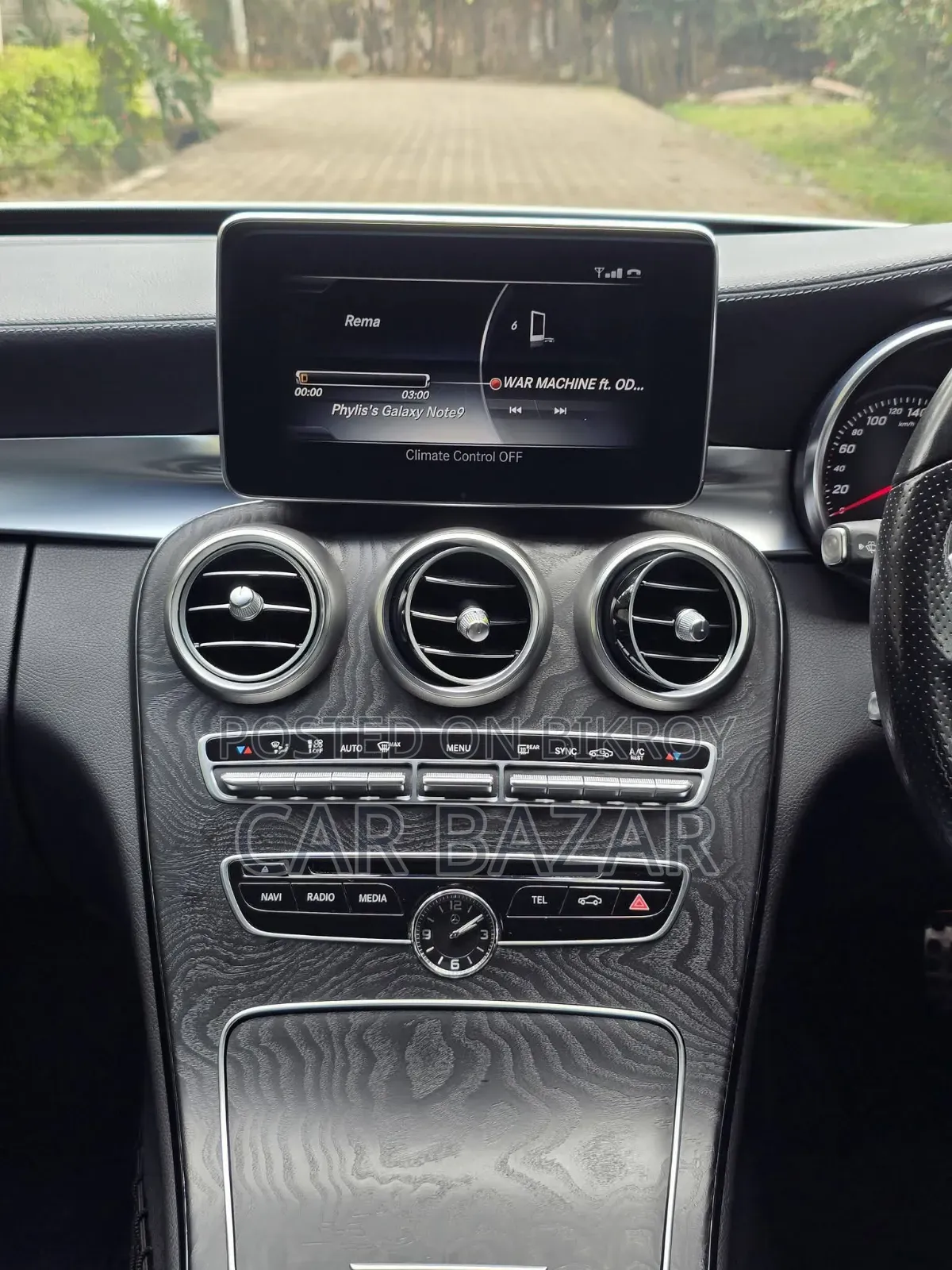 Mercedes-Benz C-Class C 180 7G-TRONIC PLUS (W205) 2017 White