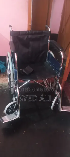 ভালো মানের ফোল্ডিং চেয়ার বিক্রি হবে (বাসা থেকে নিতে হবে)