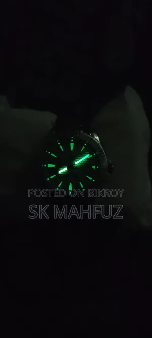 ট্যাগ হিউয়ার স্কাই ব্লু হেভি স্টেইনলেস ওয়াচ