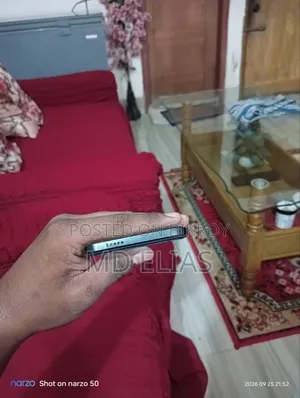 Realme 32 GB Black