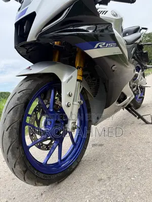 Yamaha R15M 2021 Silver