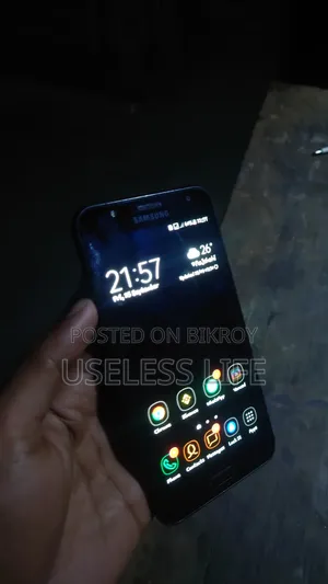 Samsung Galaxy J7 16 GB Black