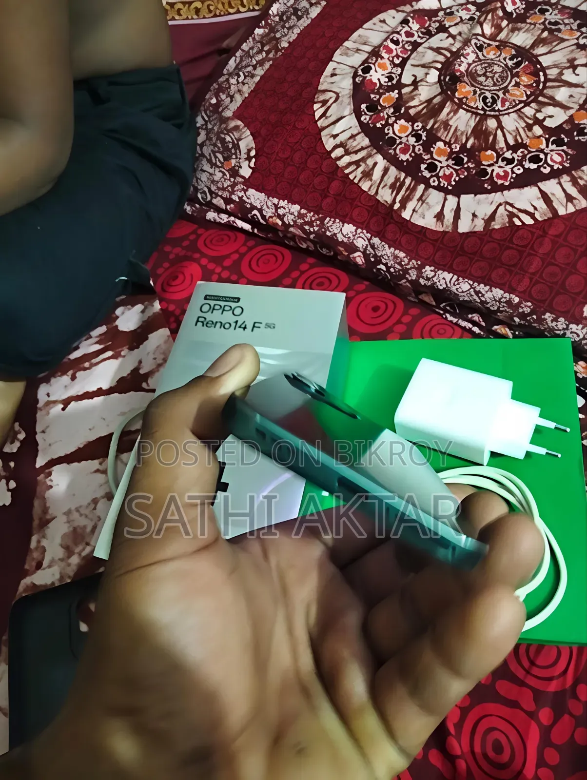 অপ্পো রেনো ১৪ এফ ২৫৬ জিবি ব্ল্যাক